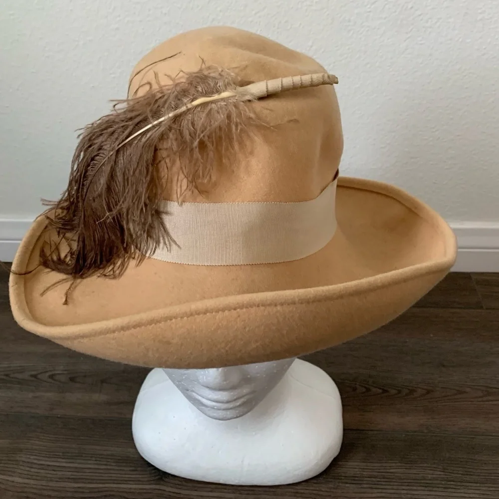 Miss Bierner wool hat